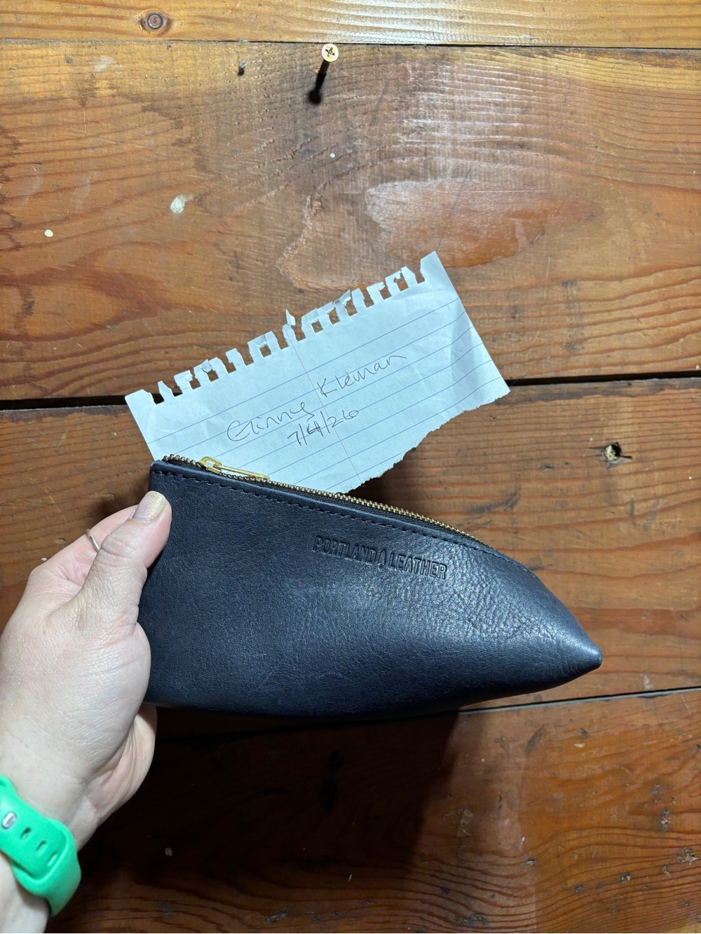 Portland Leather Alpine pouch in Midnight
